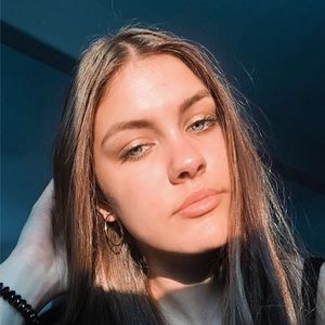 Meet your Posher, Petra